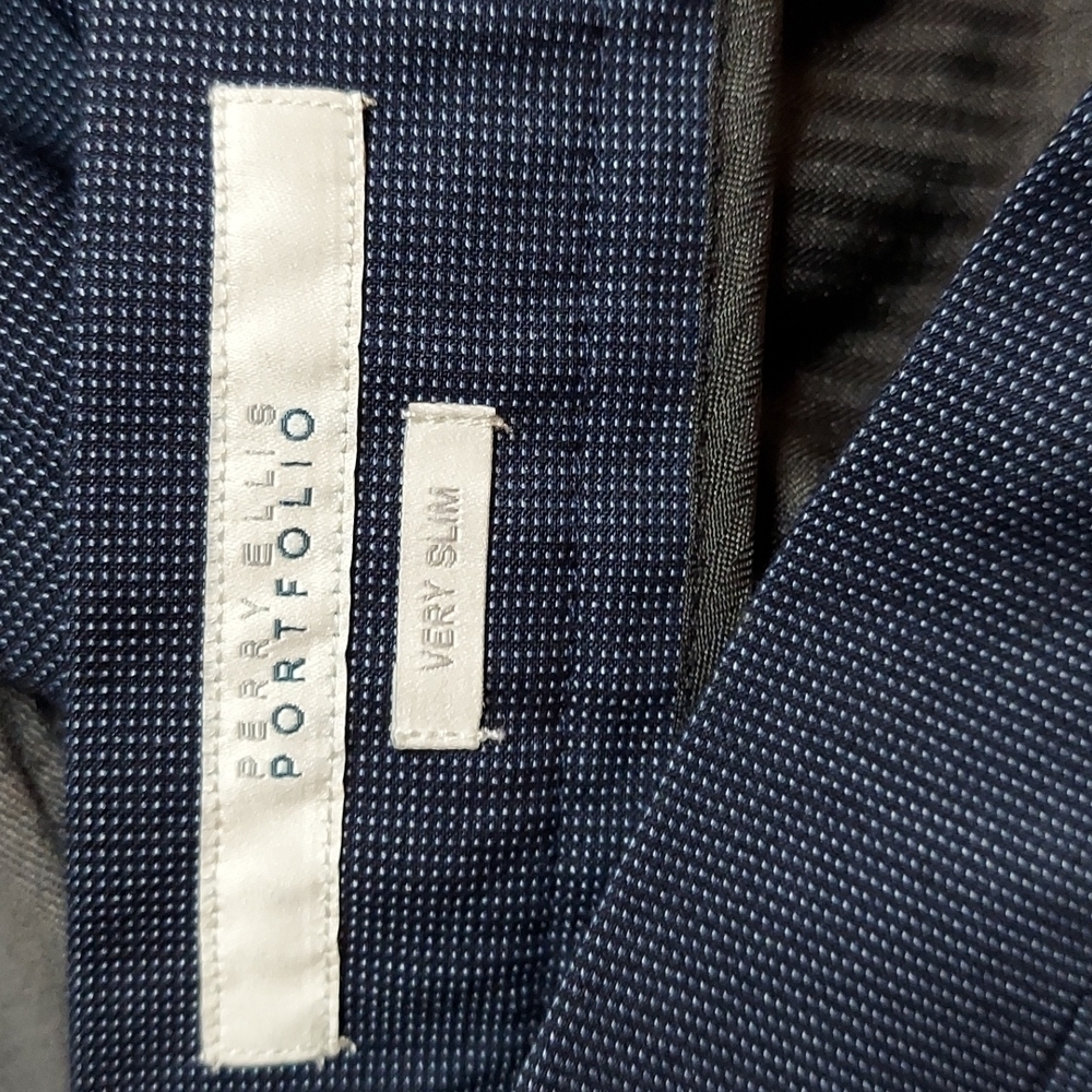 Perry Ellis - Picture 6 of 8